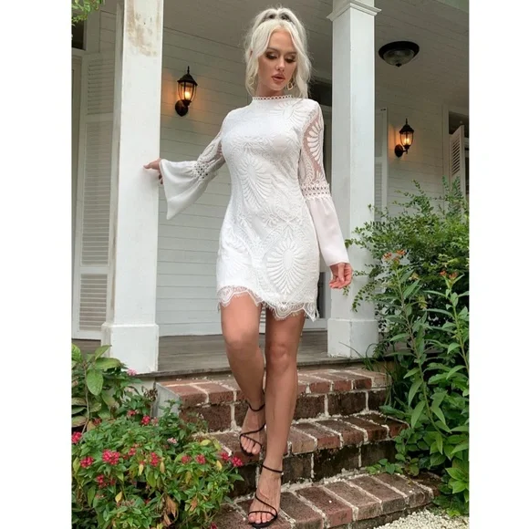 White Lace Detail Bell Sleeve Bohemian Mini Dress - Picture 4 of 16